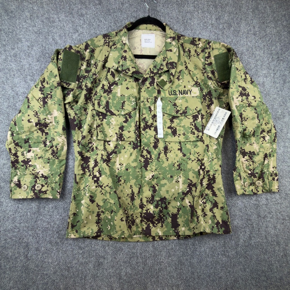 US Navy NWU Type III Blouse AOR2 Digital Camo Medium Regular 8405-01-574-0521